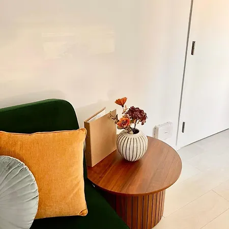 5 Min Walk To Lego House - Two Bedrooms With Balcony Apartment